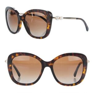 Chanel | Brown Tortoise Polarized Pearl Sunglasses